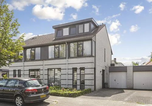 Tussenwoning te koop: Goudrenet 11, Oirschot-Centrum Oirschot