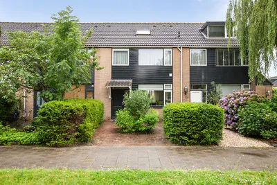 Tussenwoning te koop: Goudriaanstraat 124, Zwaanshoek Zwaanshoek