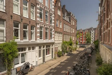 Apartment for sale: Goudsbloemstraat 8H, Driehoekbuurt Amsterdam