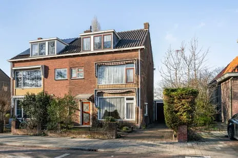 Twee-onder-één-kap te koop: Goudsesingel 85, Babberspolder West Vlaardingen