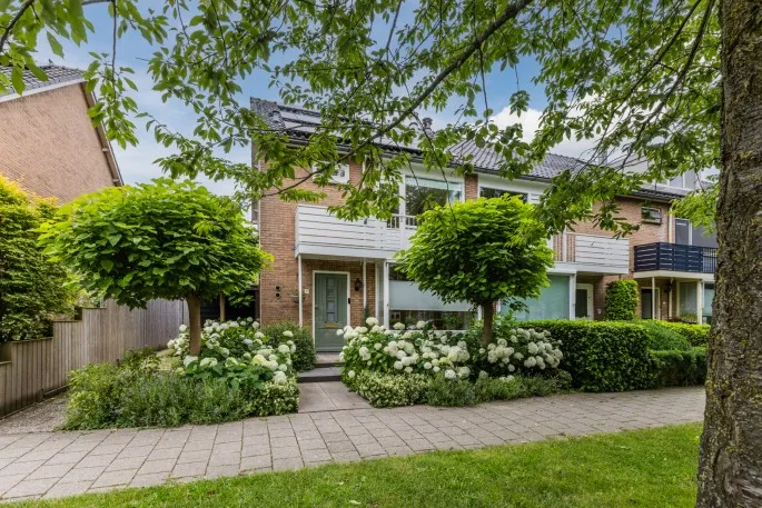 Hoekwoning te koop: Goudseweg 19, Dronenwijk-Noord Bodegraven