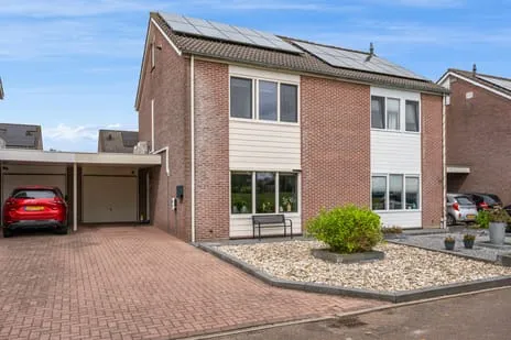 Tussenwoning te koop: Goudsmedenstraat 23, Buitenwoel Veendam