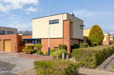 Tussenwoning te koop: Goudsmidstraat 10, Schoonhorst Zwolle