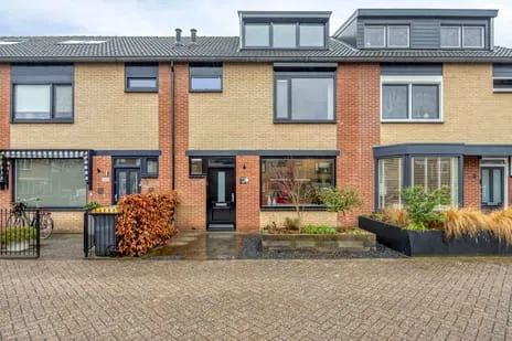 Tussenwoning te koop: Goudvink 14, Blokhuiswetering Bunschoten-Spakenburg