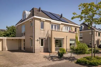Tussenwoning te koop: Goudwinde 12, Alver en omgeving Avenhorn