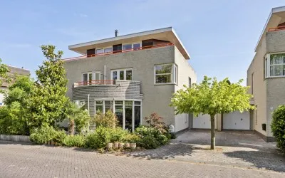 Terraced house for sale: Gouwe 27, Esse Hoog Nieuwerkerk Aan Den Ijssel