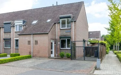 Hoekwoning te koop: Gouwestraat 1, Lindenheuvel Geleen