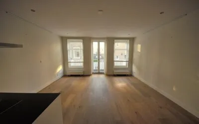 Appartement te huur: Govert Flinckstraat 103-2, Sarphatiparkbuurt Amsterdam