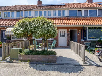 Tussenwoning te koop: Govert Flinckstraat 32, Gerard Dou Leeuwarden