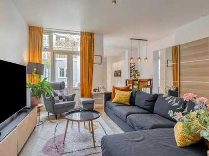 Appartement te koop: Govert Bidloostraat 122, 'S-Gravenhage
