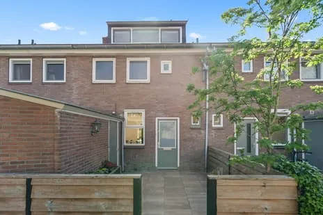 Tussenwoning te koop: Govert Flinckstraat 24, De Driehoek Amersfoort