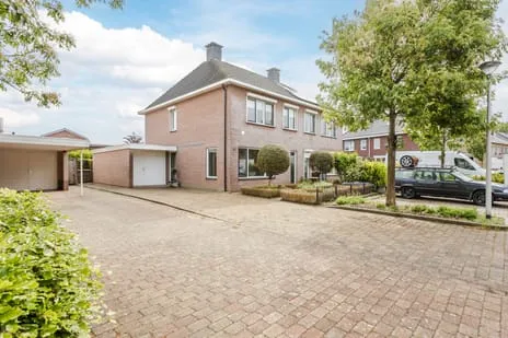 Twee-onder-één-kap te koop: Gozem Gritterstraat 43, Dorp Daarlerveen Daarlerveen