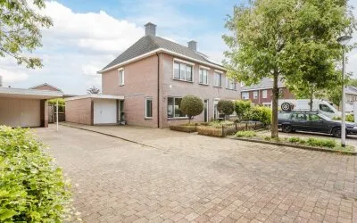 Twee-onder-één-kap te koop: Gozem Gritterstraat 43, Dorp Daarlerveen Daarlerveen