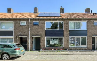 Tussenwoning te koop: Graaf Albrechtstraat 13, Geertruidenberg-West Geertruidenberg