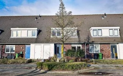 Tussenwoning te koop: Graaf Albrechtstraat 32, Elshout Elshout