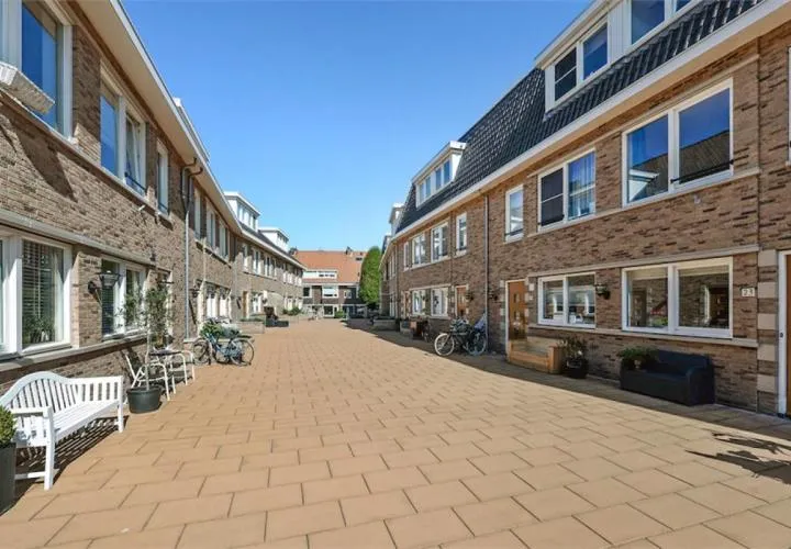 Appartement te huur: Graaf Florisstraat 27, Voorburg