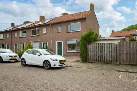 Hoekwoning te koop: Graaf Lodewijkstraat 6, Nieuwerbrug aan den Rijn Kern Nieuwerbrug Aan Den Rijn