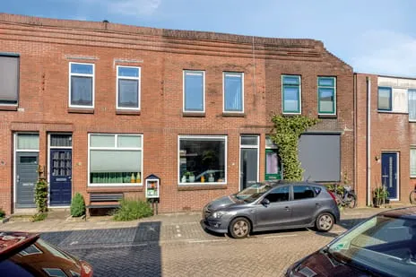 Terraced house for sale: Graaf van Bloisstraat 38, Ouwe Gouwe Gouda