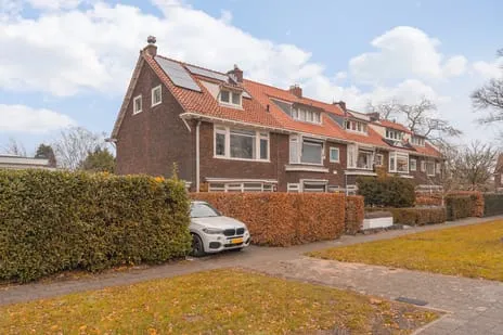 Tussenwoning te koop: Graaf Aelbrechtlaan 112, Kruiskerkbuurt Amstelveen