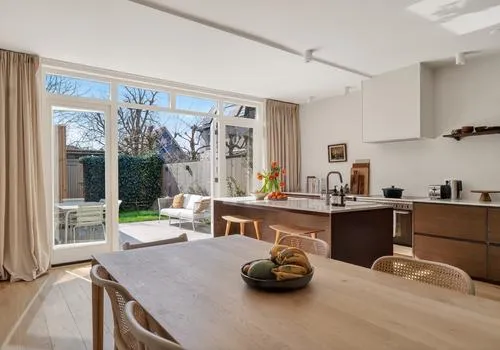 Tussenwoning te koop: Graaf Aelbrechtlaan 49, Amstelveen