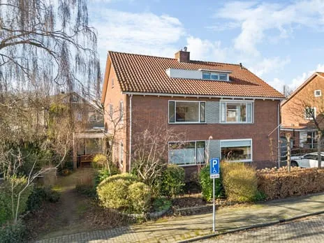 Semi-detached for sale: Graaf Dirk II laan 14, Dijkpolder Maasland