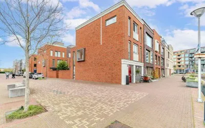 Hoekwoning te koop: Graaf Floriskade 68, Delft