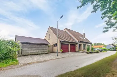 Vrijstaande woning te koop: Graaf Jansdijk 98, Kern Spui Spui