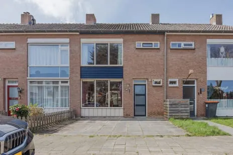 Tussenwoning te koop: Graaf Janstraat 30, Geertruidenberg-West Geertruidenberg
