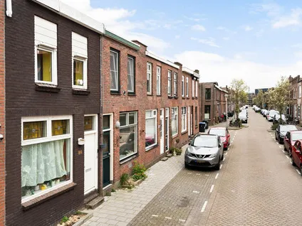 Tussenwoning te koop: Graaf van Bloisstraat 86, Ouwe Gouwe Gouda