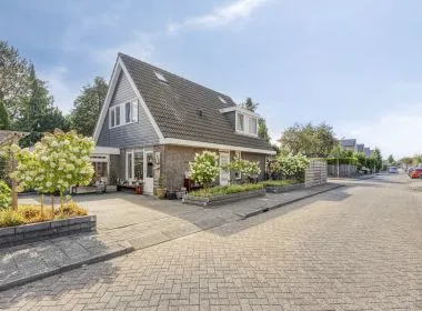 Vrijstaande woning te koop: Graanstraat 92, Purmerend