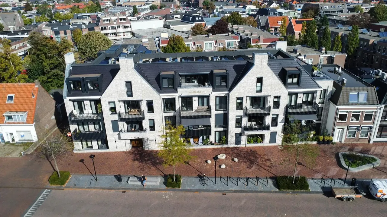 Appartement te koop: Grachtweg 69B, Lisse