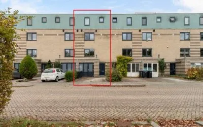 Tussenwoning te koop: Grafelijkheidsweg 60, Zuilenburg en omgeving Dordrecht