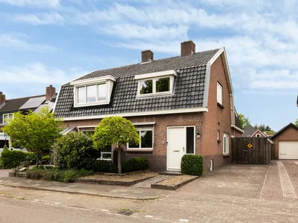Twee-onder-één-kap te koop: Gramserweg 51, Austerlitz Austerlitz