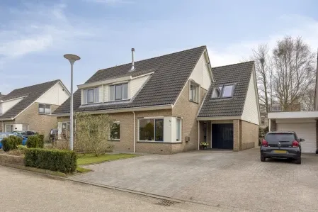 Twee-onder-één-kap te koop: Grasbeemd 28, De Beemden Assen