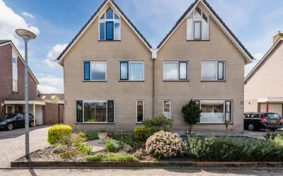 Twee-onder-één-kap te koop: Grasbeemd 8, De Beemden Assen