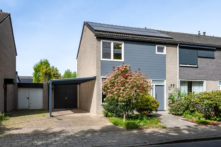 Tussenwoning te koop: Grasbroekstraat 5, Overhoven Sittard