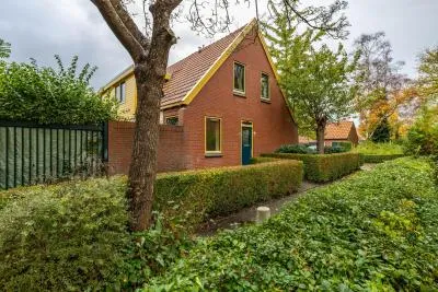Hoekwoning te koop: Graspad 31, Groningen