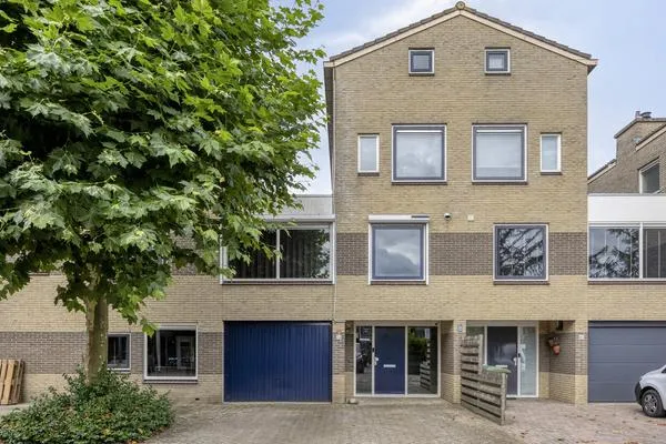 Tussenwoning te koop: Grauwe Gans 39, Rietlanden Emmen