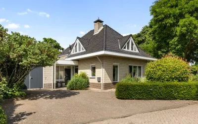 Detached house for sale: Gravendaal 21, Deest Deest