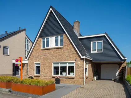 Vrijstaande woning te koop: Grebbebergstraat 15, Kern rand Noord Rijssen