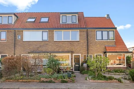 Terraced house for sale: Grebbestraat 34, Rivierenbuurt-Oost Amersfoort