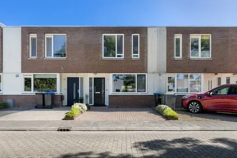 Tussenwoning te koop: Greinerstraat 24, De Hunze Groningen