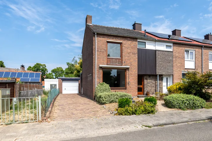 Hoekwoning te koop: Grevenstraat 94, Leenhof Landgraaf