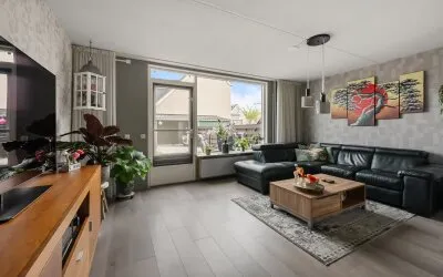 Tussenwoning te koop: Griekenlandstraat 4, Evenaar-West Alphen Aan Den Rijn