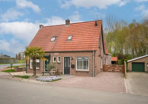 Twee-onder-één-kap te koop: Griendweg 3, Kern Dreumel Dreumel