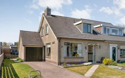 Twee-onder-één-kap te koop: Griftestuk 30, Griftebuurt Nijeveen