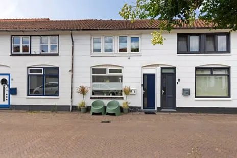 Tussenwoning te koop: Grijpensteinstraat 59, Emmalaan Alphen Aan Den Rijn