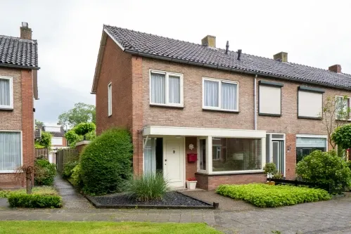 Hoekwoning te koop: Grimbergstraat 44, Noord Hengelo