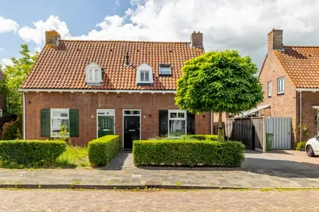 Twee-onder-één-kap te koop: Grimhuijsenstraat 24, Ulvenhout Ulvenhout (Gem. Breda)