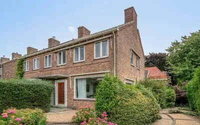 Hoekwoning te koop: Grindweg 2, Rotterdam
